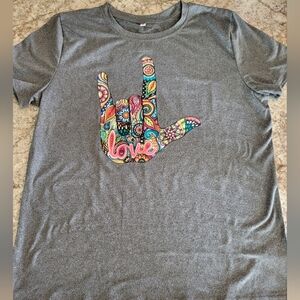 Love Super Soft Tee NWOT ♥️